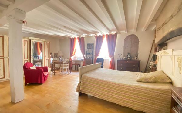 Maison à vendre    4 pièces •  Montpezat-de-Quercy