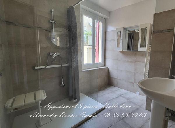 Maison de Village à rénover avec 3 logements