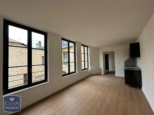 Appartement à louer 2 pièces 48.05m² Charleville-Mézières (08000)