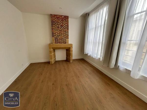 Appartement à louer 2 pièces 48.05m² Charleville-Mézières (08000)