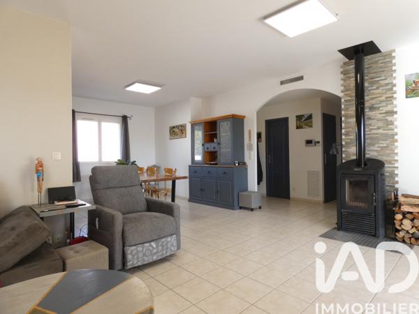 Maison à vendre 5 pièces 108 m² Saint-Nazaire-d'Aude