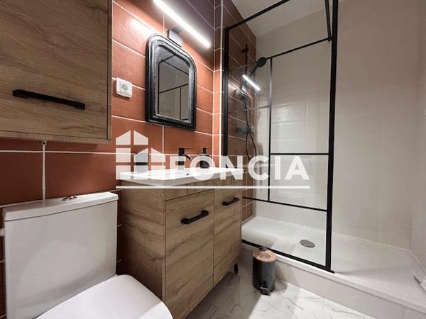 Location Studio meublé 24.54 m² - 5/9 RUE DU PIGEON BLANC Poitiers 86000