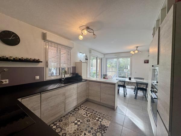 Chateau gombert (13013) À voir rapidement ! Maison T6 avec jardin et piscine, St-Mitre