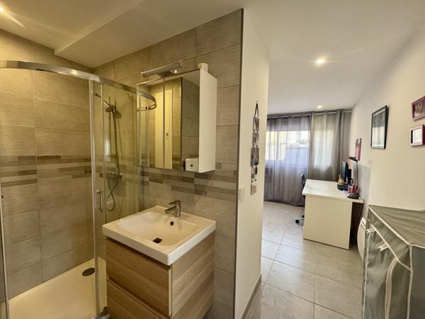 Chateau gombert (13013) À voir rapidement ! Maison T6 avec jardin et piscine, St-Mitre