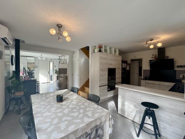 Chateau gombert (13013) À voir rapidement ! Maison T6 avec jardin et piscine, St-Mitre