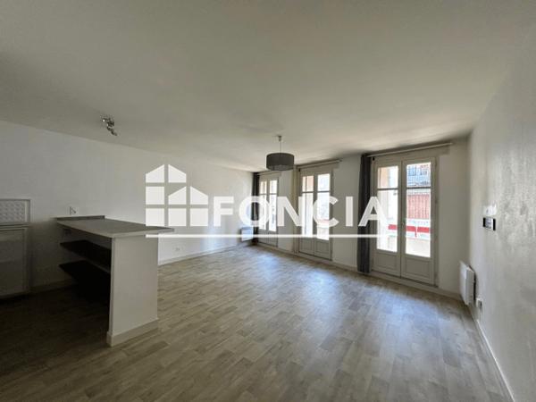 Location Appartement 2 pièces 52.61 m² - 15 RUE DES REMPARTS DU PIN Agen 47000
