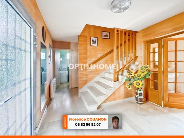 5KM DOURDAN, A10 à 2km, PARIS 45 MN. Maison d’architecte 188,72 m², 3 chambres, garage indépendant. Village animé, au calme, volumes, luminosité.