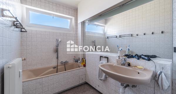À vendre Appartement 5 pièces 121.61 m² - Riedisheim 68400