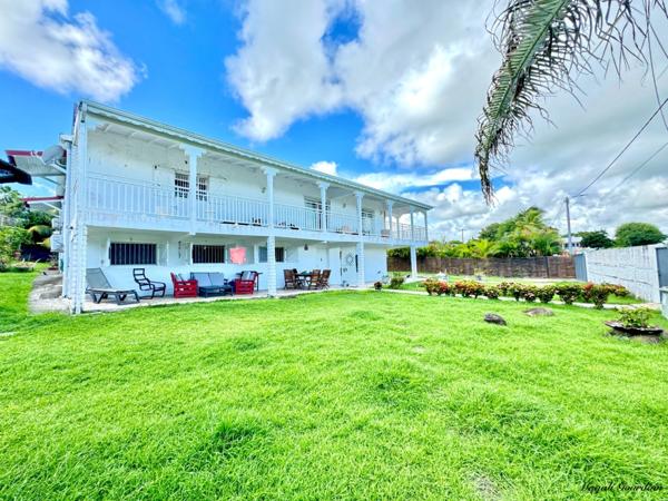 EN EXCLUSIVITÉ – VILLA DE CARACTÈRE AVEC VUE PANORAMIQUE – SAINT-FRANÇOIS