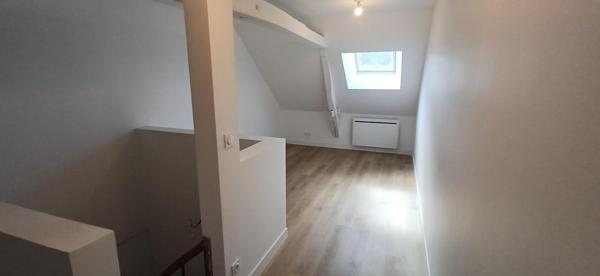 Maison 3 chambres 78 m² , Entièrement rénovée. Centre de Durtal