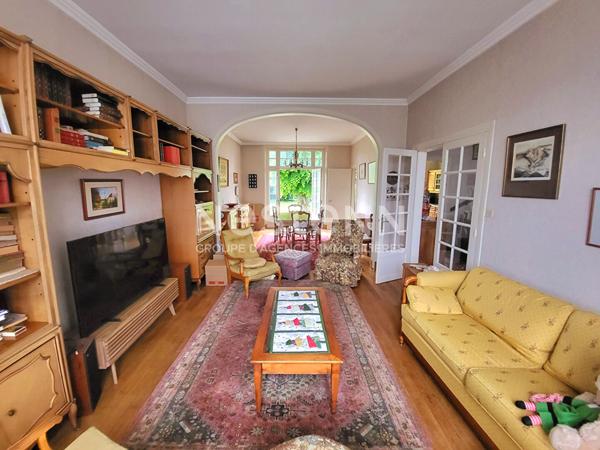 Maison familiale avec grand terrain et fort potentiel au coeur du quartier recherché des Tuileries à Blois