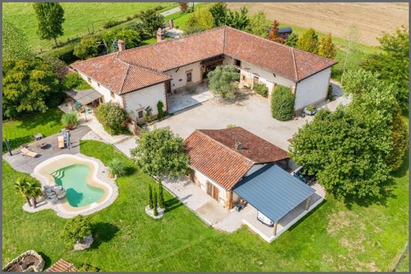 Un refuge élégant pour vivre… et accueillir