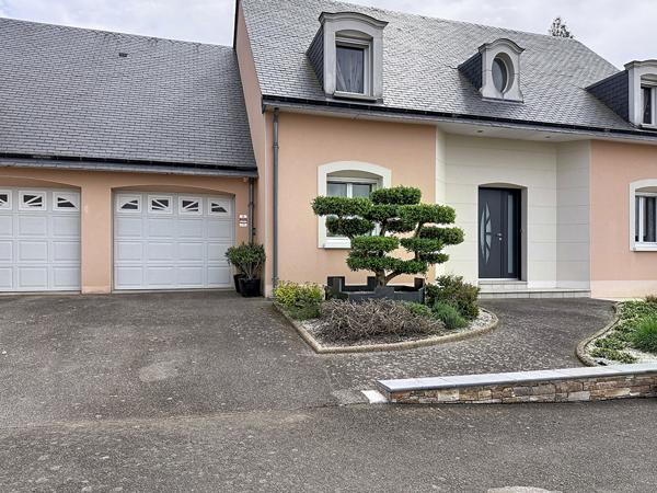 Maison Chateau Gontier Sur Mayenne 6 pièce(s) 180.90 m2