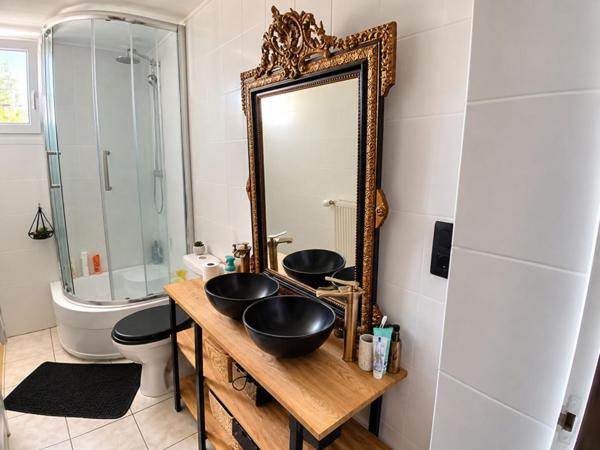 Roanne - Maison 7 pièce(s) 140.2 m2 - 5 chambres et 509m² de terrain