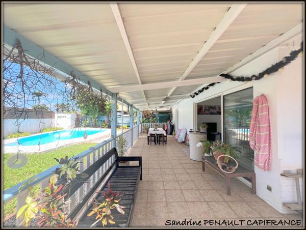 A VENDRE A KOUROU (GUYANE FRANCAISE) UNE MAGNIFIQUE VILLA T5 (R+1) de 130 m² - TERRAIN DE 473 m² - AU PRIX DE 427 800 €.