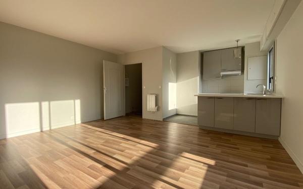 Appartement à louer    2 pièces •  La Varenne - Saint-Maur-des-Fossés