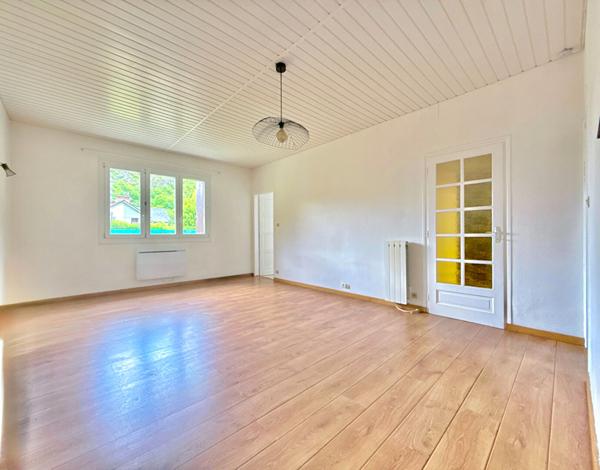 A VENDRE : APPARTEMENT T3 EN RDC AVEC UN JARDIN + CAVE + ABRI JARDIN