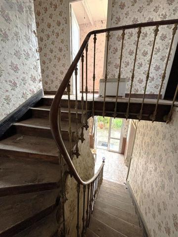 Maison à vendre à Montreuil-Bellay dans le Maine-et-Loire (49260), ref : 2018246