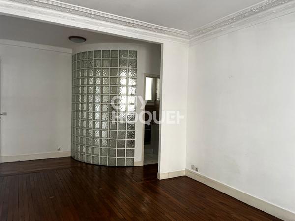 RUE TAINE - Très bel appartement - 45 m2 - 3 ème étage ascenseur