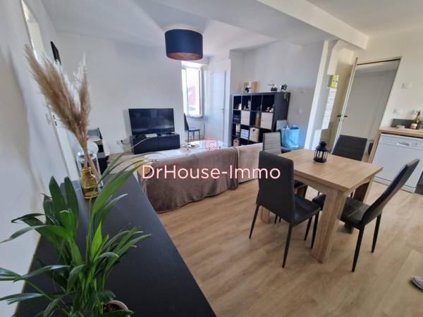 Appartement à louer 3 pièces de 55 m²