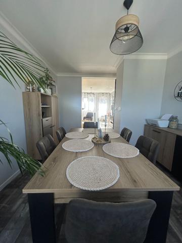 CENTRE VILLE RIVE DROITE BEL APPARTEMENT DE 73,98 m² HABITABLE Laval