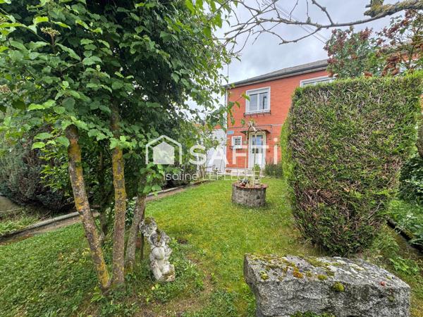 Maison à renover avec cave et garage