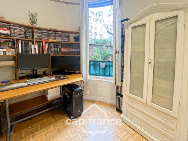 Appartement à vendre 3 pièces VINCENNES (94), idéalement placé, à 50 mètres du Métro Bérault