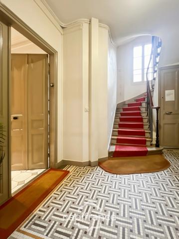 Appartement à vendre 3 pièces VINCENNES (94), idéalement placé, à 50 mètres du Métro Bérault