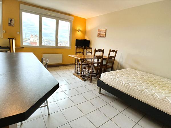 Studio à vendre - BLOIS - VENDU LIBRE, RENOVE, PARKING PRIVE, 5 MIN A PIED DU CENTRE-VILLE,