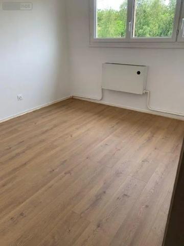 Location - Maison Arnage 72230 5 pièces 93 m 2 230 m 2