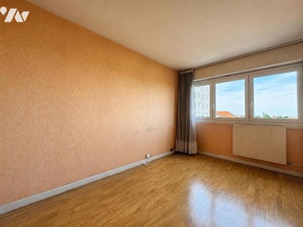 Appartement traversant et lumineux - 74.03 m2 - 3 pièces -2 chambres - Stationnement - Cave 
