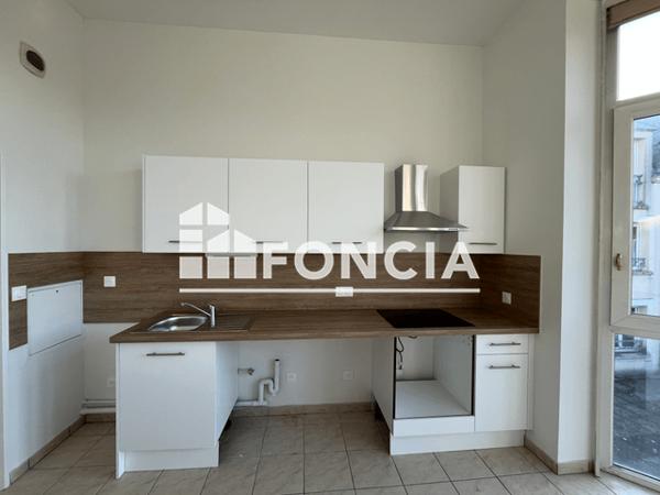 Location Appartement 3 pièces 70.58 m² - 19-21 RUE DU BOIS MERRAIN Chartres 28000