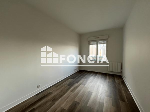 Location Appartement 3 pièces 70.58 m² - 19-21 RUE DU BOIS MERRAIN Chartres 28000