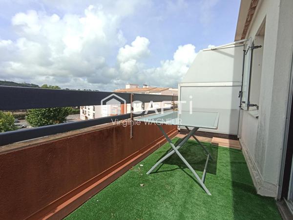 Spacieux T2 lumineux avec terrasse au 4è avec ascenseur.