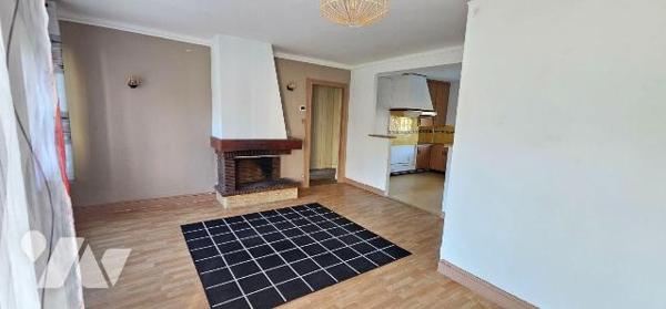 DUNKERQUE SECTEUR VICTOIRE
Bel emplacement pour cet APT F3 de 68 m² en RDC surélevé bénéfician...