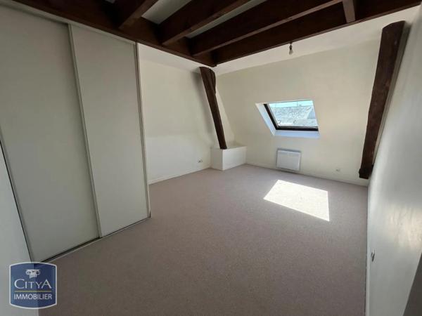 Appartement à louer 3 pièces 82m² Châtellerault (86100)