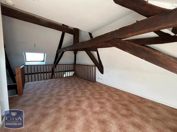 Appartement à louer 3 pièces 82m² Châtellerault (86100)
