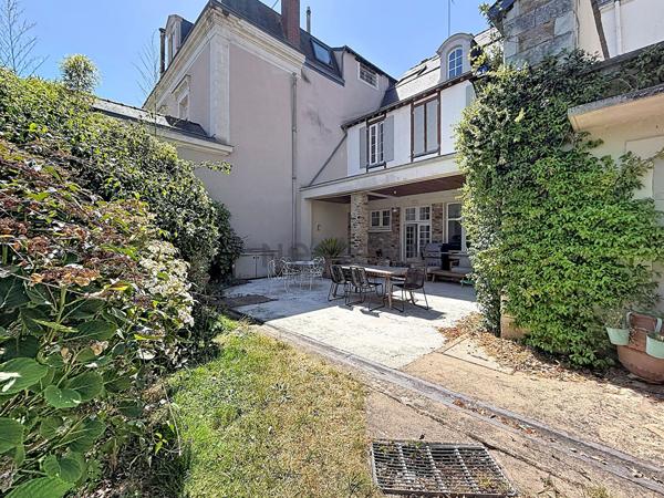 Maison bourgeoise à louer au Lion d'Angers - 4 chambres - Jardin - Centre bourg