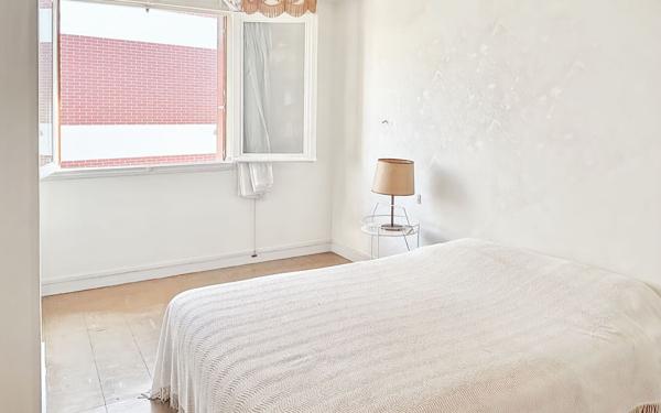 Maison à vendre    5 pièces • 96 m2 Le Chesnay