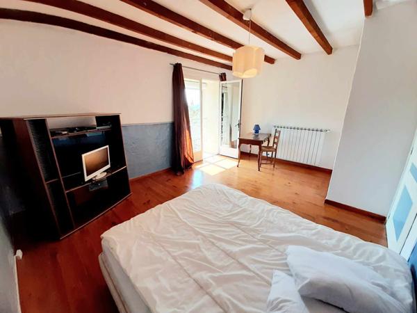 Maison 15 pièces - 217 m²