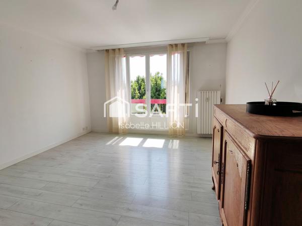 APPARTEMENT FAMILIAL : 4 CHAMBRES