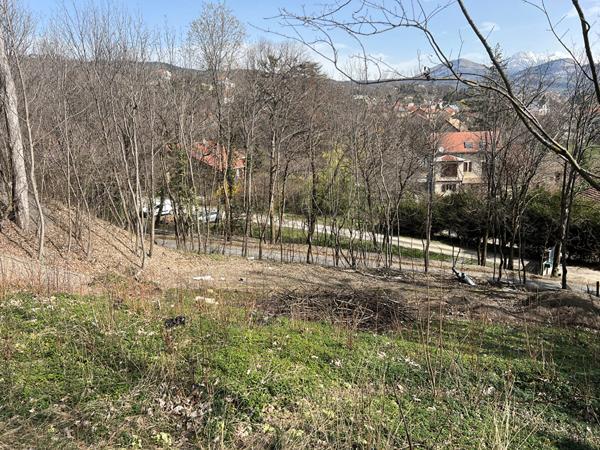 Terrain 847 m2