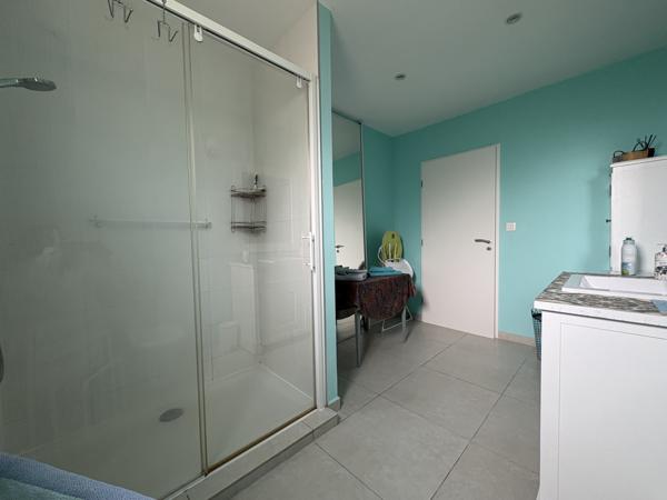 3 km de Limoux - Propriété avec appartement, dépendances et vigne