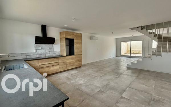 Maison à vendre    4 pièces •  La Fare-les-Oliviers