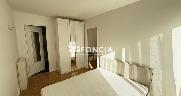 Location Appartement meublé 2 pièces 42.24 m² - Paris 75015