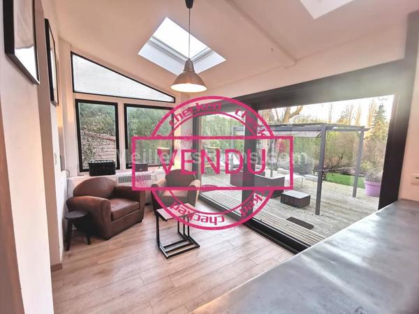 Maubeuge - Semi Individuelle - 4 chambres - 162 m2 - Terrasse 120 m2 - Terrain 1630 m2 - Garage