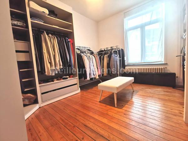 Maubeuge - Semi Individuelle - 4 chambres - 162 m2 - Terrasse 120 m2 - Terrain 1630 m2 - Garage