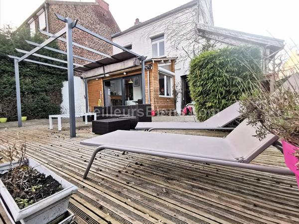 Maubeuge - Semi Individuelle - 4 chambres - 162 m2 - Terrasse 120 m2 - Terrain 1630 m2 - Garage