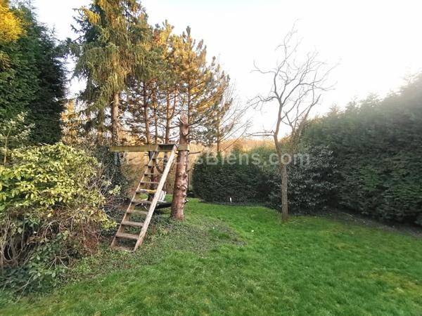 Maubeuge - Semi Individuelle - 4 chambres - 162 m2 - Terrasse 120 m2 - Terrain 1630 m2 - Garage