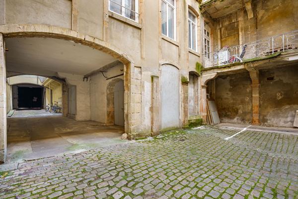 Appartement 5 pièces 253 m2